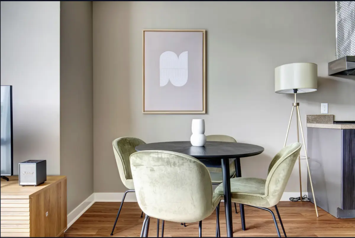 شقة • جيليز