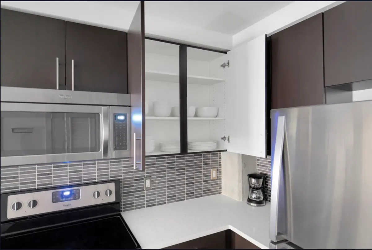 استوديو • جيليز